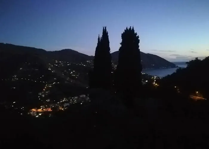 Villa Casa Faveto, New On Golfo Paradiso!