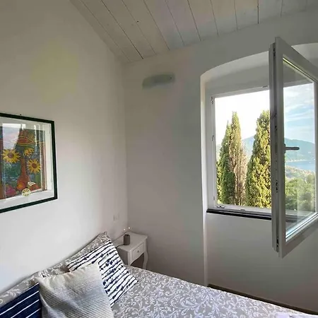 Casa Faveto, New On Golfo Paradiso! וילה